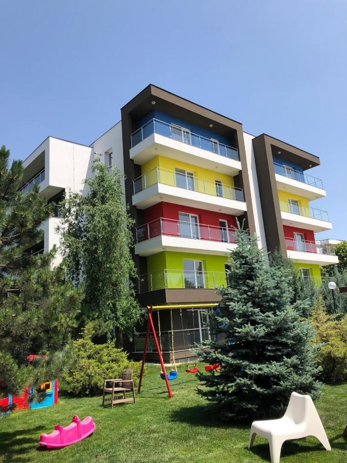 Teo Airport Residences Otopeni Exterior foto